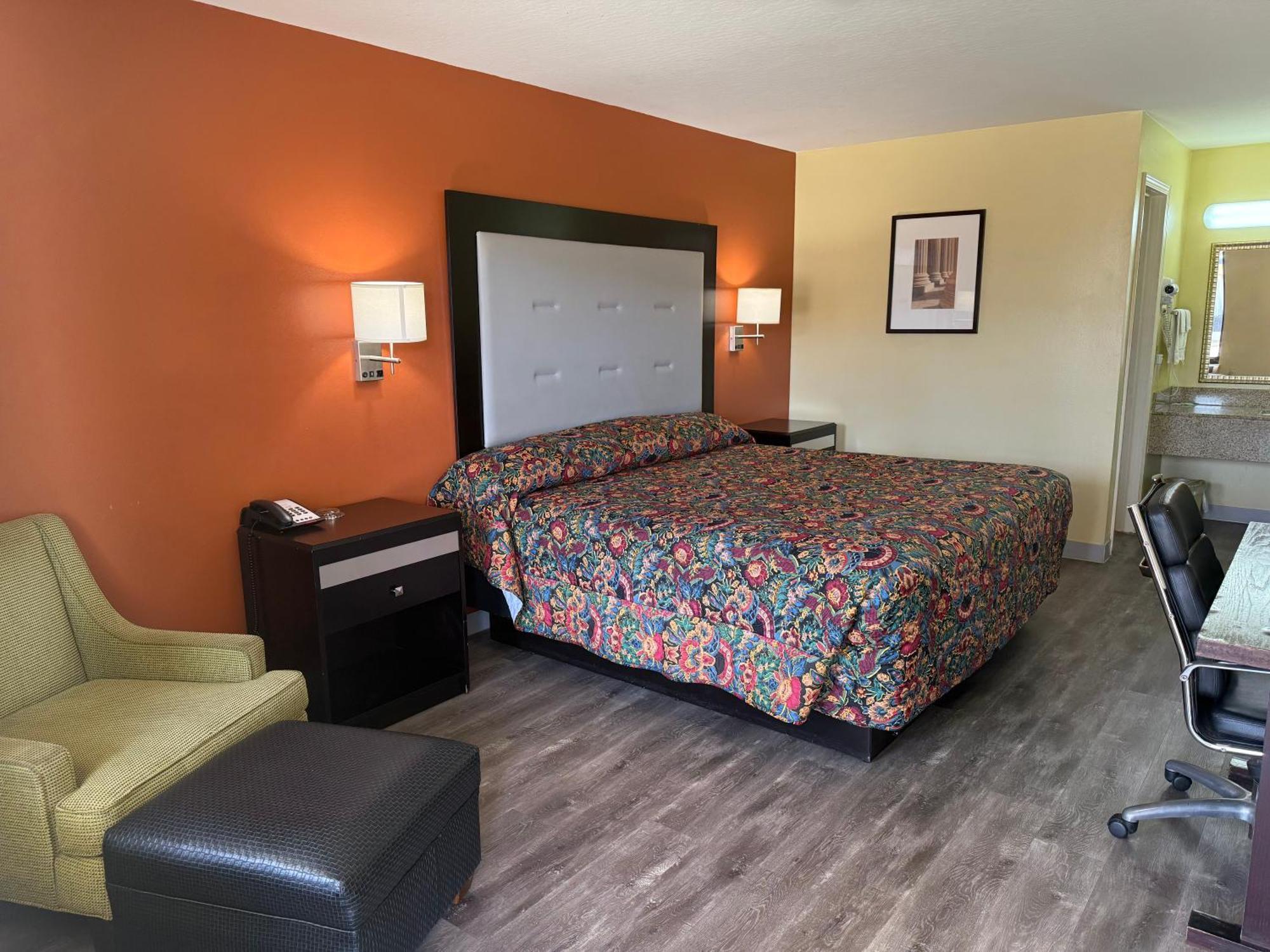 Liberty Inn - Коллинс Экстерьер фото